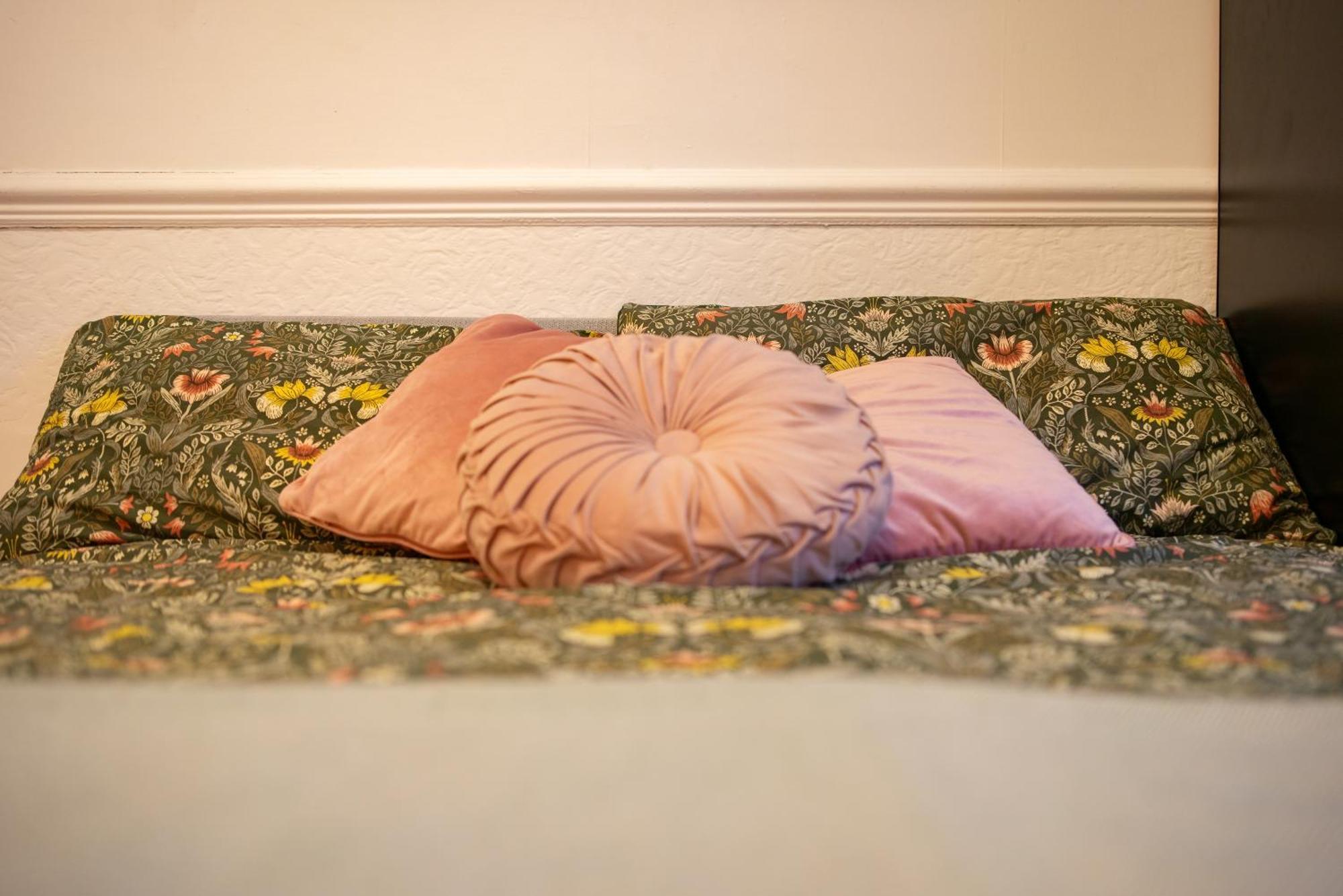 Cozy Rooms In Shared Accommodation Near Anfield Stadium With Parking And Wifi 리버풀 외부 사진
